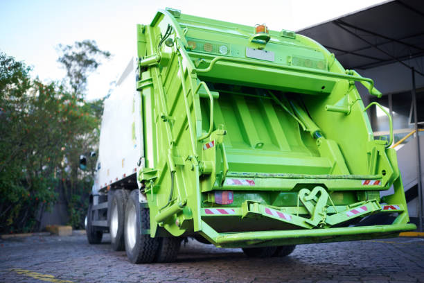 Best Commercial Cleanout Services  in Soh Weber, UT